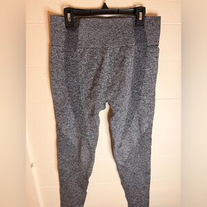 Astoria Activewear Gray Textured Leggings